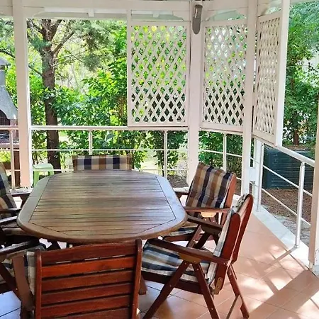 בית נופש Vacation In Gjiri I Lalezit, Lalez, *