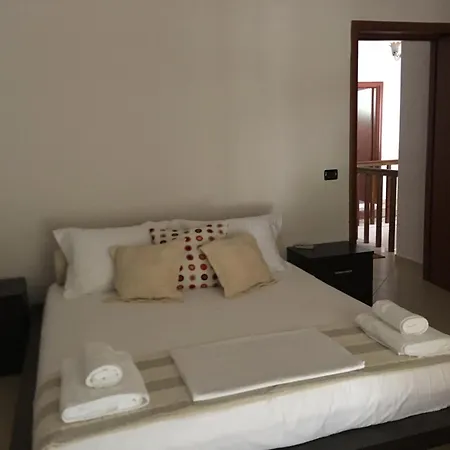 בית נופש Vacation In Gjiri I Lalezit, Lalez, *